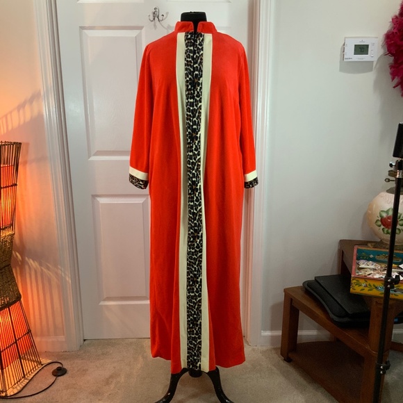 Vanity Fair Vintage Red Leopard Fleece Animal Print Half Zip House Dress Size 18 - Picture 1 of 10